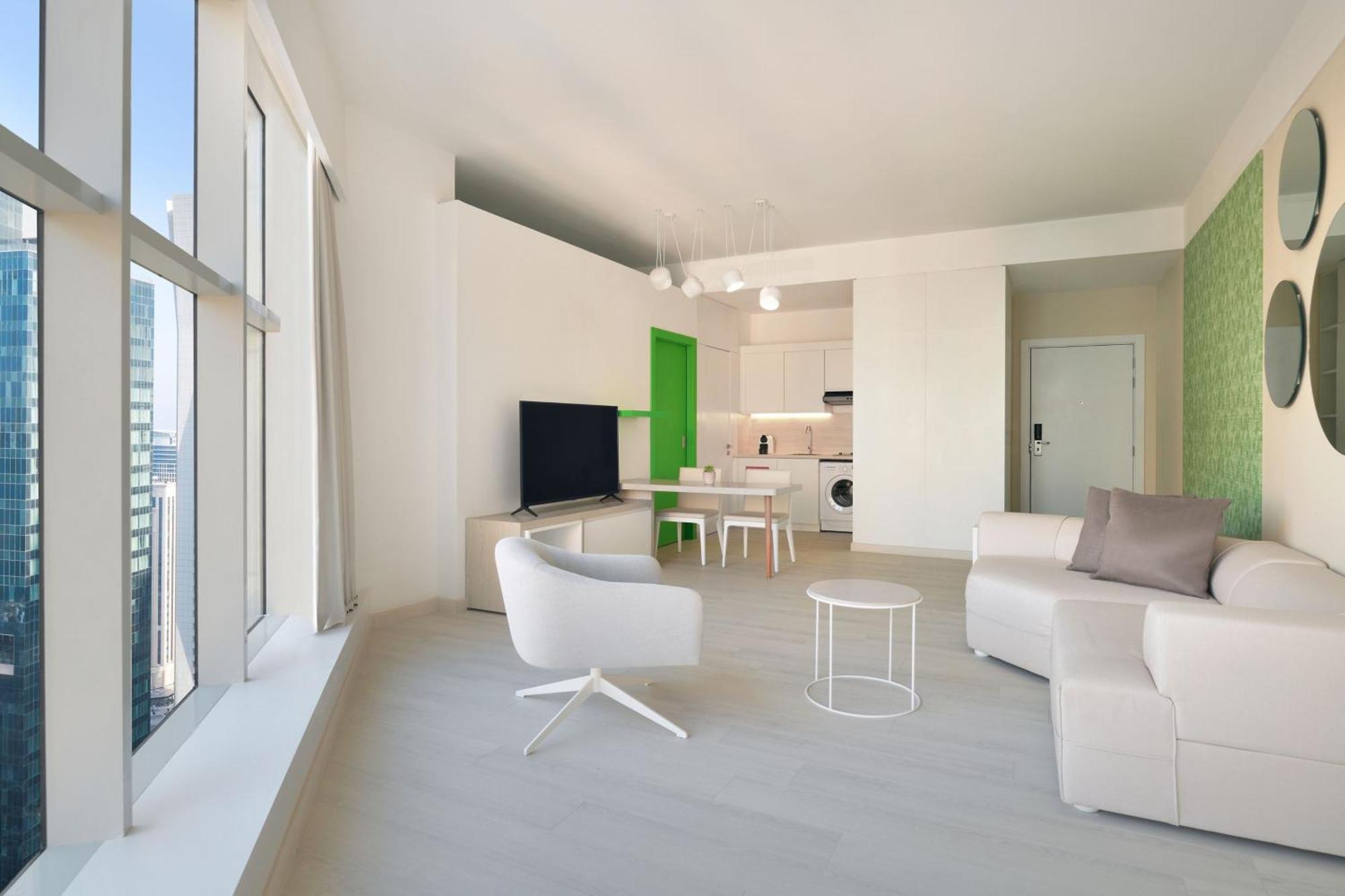 فندق Element By Westin West Bay الدوحة المظهر الخارجي الصورة Interior of a typical apartment