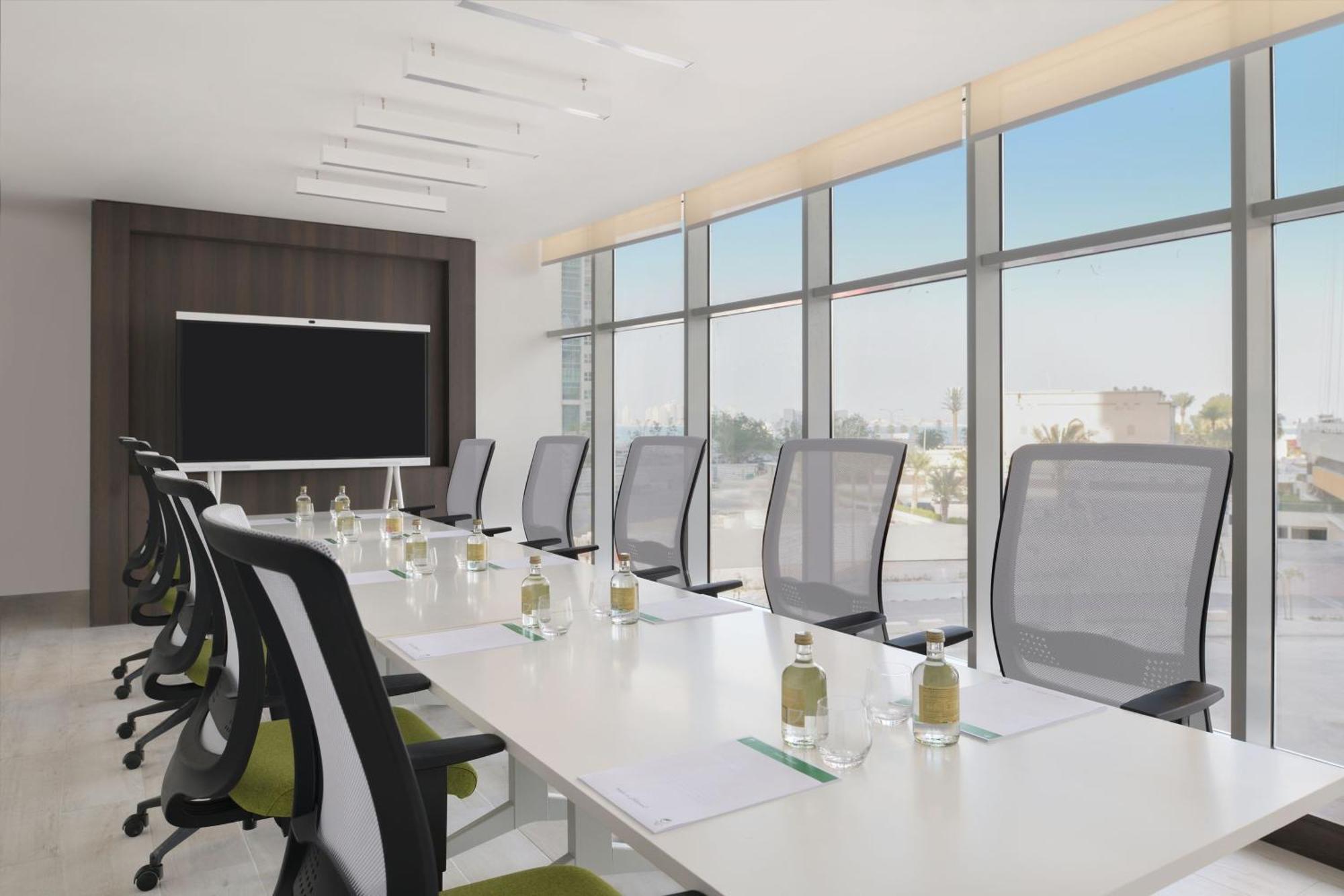 فندق Element By Westin West Bay الدوحة المظهر الخارجي الصورة Boardroom