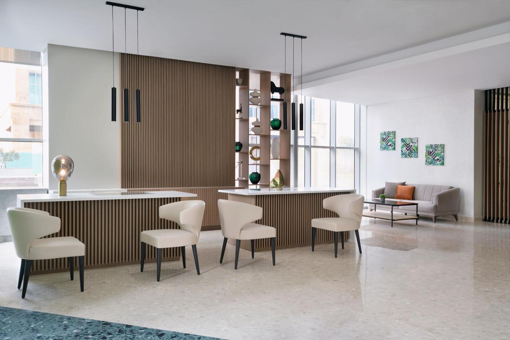فندق Element By Westin West Bay الدوحة المظهر الخارجي الصورة The interior of the hotel